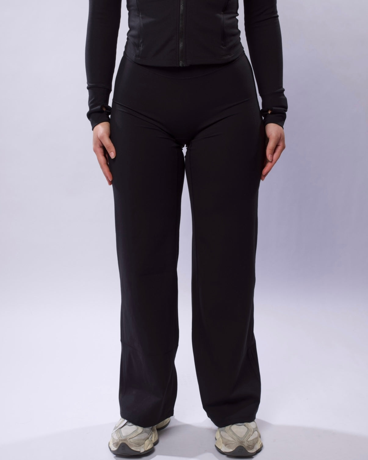 Outline Straight Leg Leggings